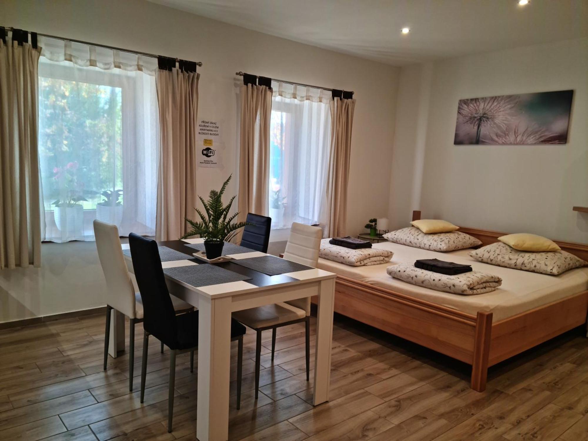 Apartmany Zirec Dvůr Králové nad Labem Zewnętrze zdjęcie